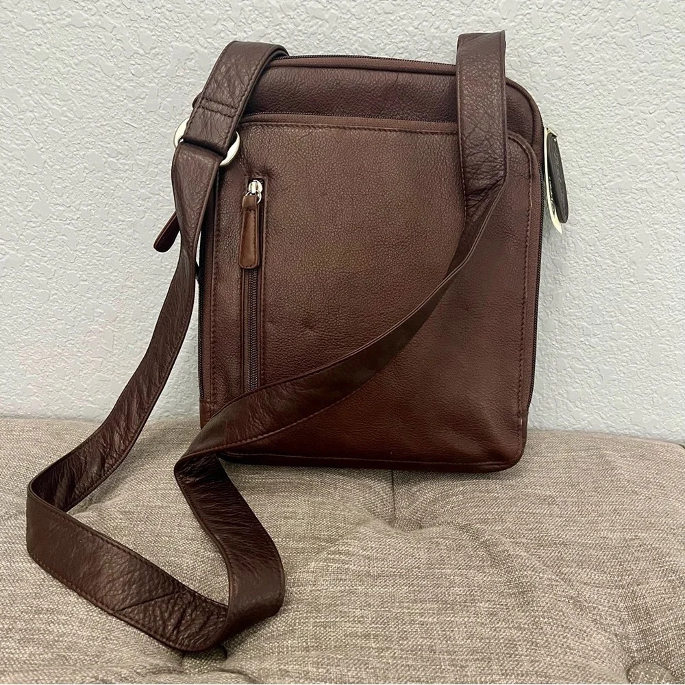 NEW Overland Expresso Dark Brown Leather Crossbody Bag/Purse